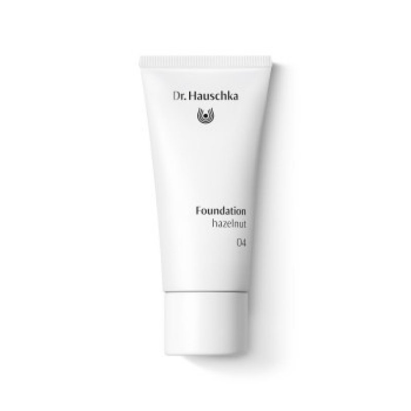 Dr.Hauschka Foundation 04 Hazelnoot