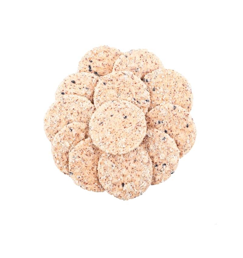 Black pepper crackers